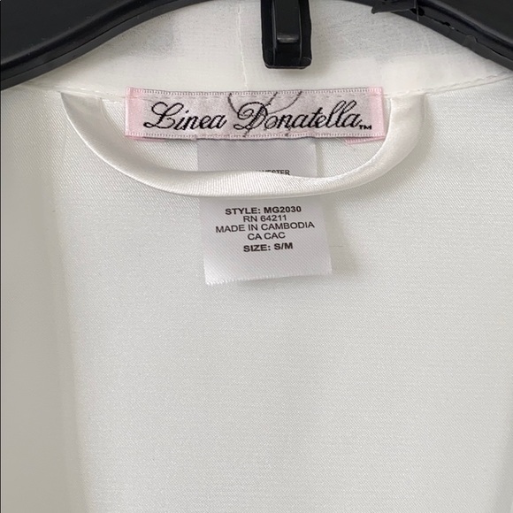 Ivory Robe - Picture 4 of 5